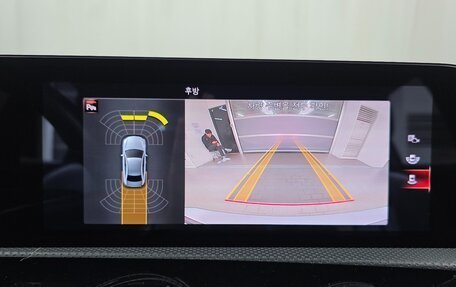 Mercedes-Benz A-Класс, 2021 год, 2 100 000 рублей, 17 фотография