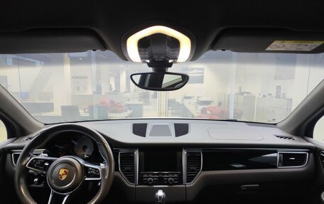 Porsche Macan I рестайлинг, 2014 год, 2 499 000 рублей, 17 фотография