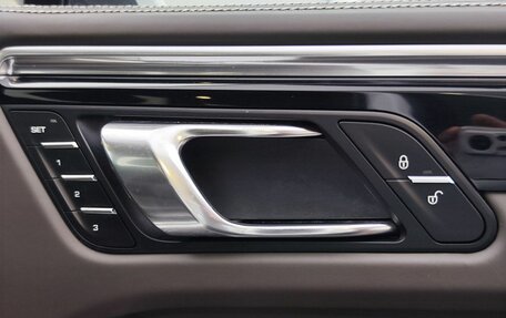 Porsche Macan I рестайлинг, 2014 год, 2 499 000 рублей, 24 фотография