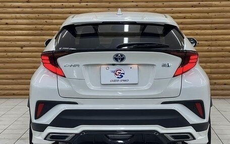 Toyota C-HR I рестайлинг, 2021 год, 1 795 007 рублей, 5 фотография