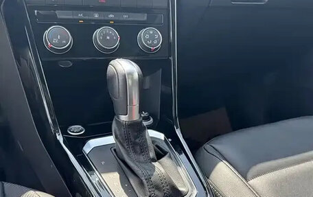 Volkswagen T-Roc I, 2022 год, 1 620 000 рублей, 12 фотография