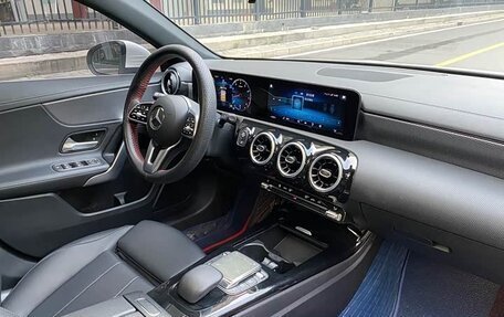 Mercedes-Benz A-Класс, 2022 год, 1 898 003 рублей, 12 фотография