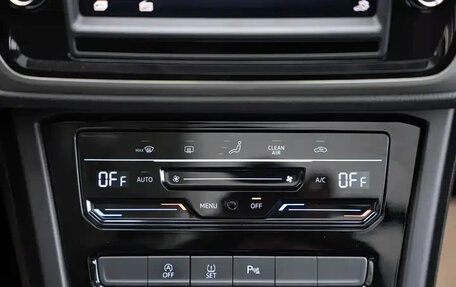 Volkswagen Touran III, 2022 год, 1 732 002 рублей, 14 фотография