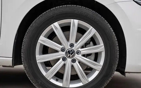 Volkswagen Touran III, 2022 год, 1 732 002 рублей, 27 фотография