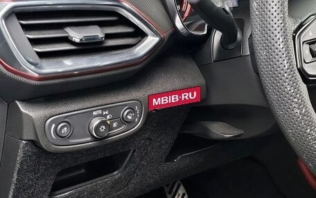 Chevrolet TrailBlazer, 2022 год, 1 580 005 рублей, 7 фотография