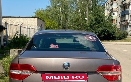 Skoda Superb III рестайлинг, 2014 год, 900 000 рублей, 6 фотография