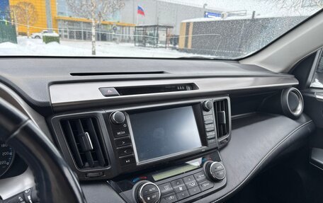 Toyota RAV4, 2016 год, 2 550 000 рублей, 5 фотография