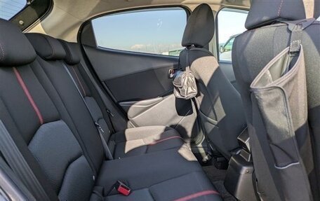 Mazda Demio IV, 2015 год, 850 000 рублей, 21 фотография