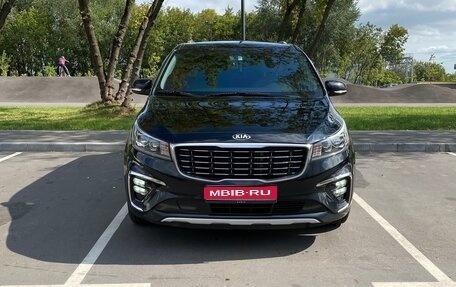KIA Carnival III, 2019 год, 3 500 000 рублей, 1 фотография