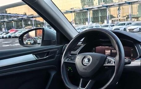 Skoda Superb III рестайлинг, 2022 год, 1 850 520 рублей, 13 фотография