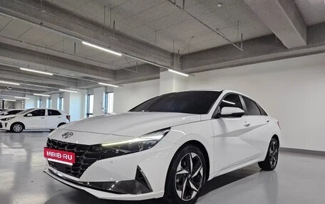 Hyundai Avante, 2021 год, 1 790 000 рублей, 2 фотография