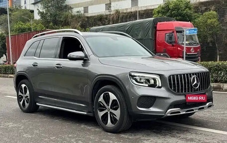 Mercedes-Benz GLB, 2022 год, 1 807 555 рублей, 3 фотография