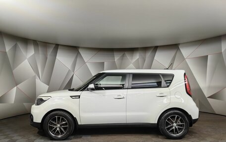 KIA Soul II рестайлинг, 2018 год, 1 749 000 рублей, 5 фотография