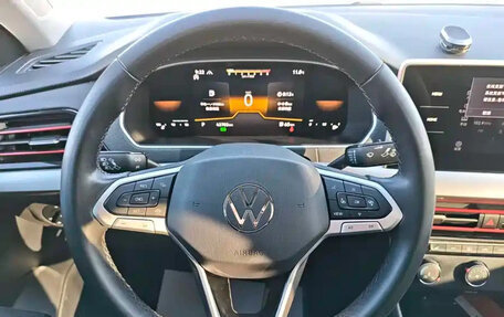 Volkswagen Lavida, 2022 год, 1 600 000 рублей, 12 фотография