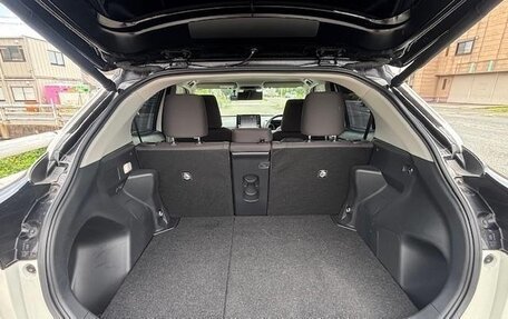 Toyota Yaris Cross, 2021 год, 1 789 000 рублей, 11 фотография