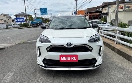 Toyota Yaris Cross, 2021 год, 1 789 000 рублей, 2 фотография