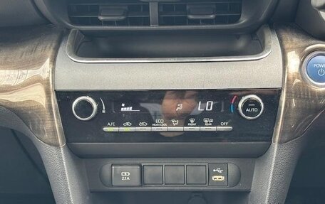 Toyota Yaris Cross, 2021 год, 1 789 000 рублей, 14 фотография