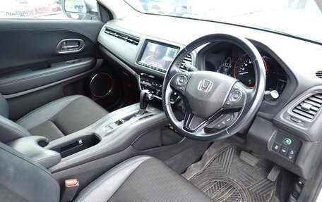 Honda Vezel, 2022 год, 1 650 000 рублей, 8 фотография