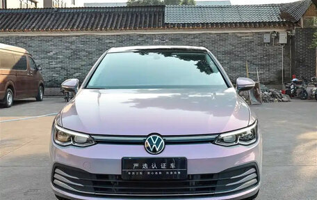 Volkswagen Golf VIII, 2023 год, 1 500 000 рублей, 2 фотография