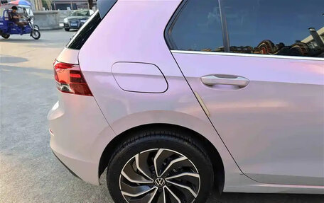 Volkswagen Golf VIII, 2023 год, 1 500 000 рублей, 14 фотография