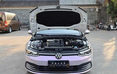 Volkswagen Golf VIII, 2023 год, 1 500 000 рублей, 28 фотография