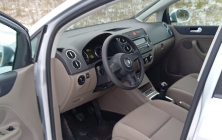 Volkswagen Golf Plus II, 2011 год, 950 000 рублей, 7 фотография