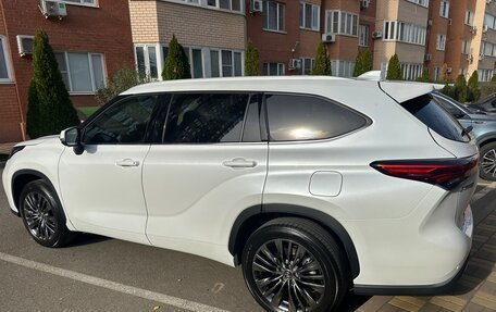 Toyota Highlander, 2025 год, 5 750 000 рублей, 4 фотография