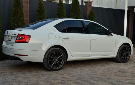 Skoda Octavia, 2017 год, 1 850 000 рублей, 5 фотография