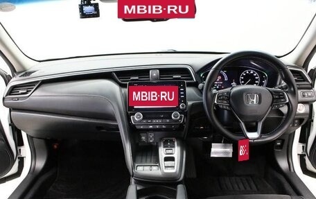 Honda Insight III, 2022 год, 1 760 000 рублей, 13 фотография