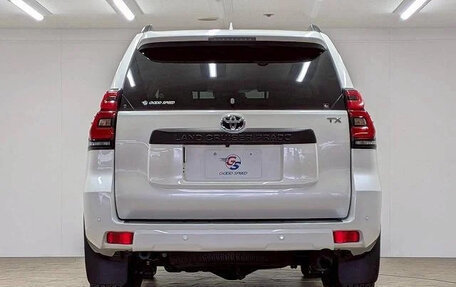 Toyota Land Cruiser Prado, 2025 год, 5 660 000 рублей, 6 фотография