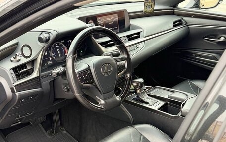 Lexus ES VII, 2018 год, 3 700 000 рублей, 16 фотография