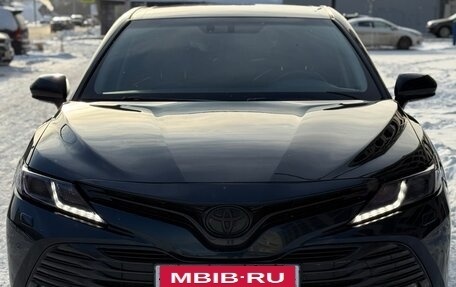 Toyota Camry, 2018 год, 2 400 000 рублей, 3 фотография