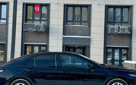 Toyota Camry, 2018 год, 2 400 000 рублей, 2 фотография