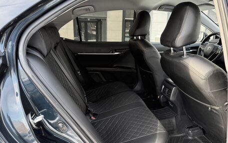 Toyota Camry, 2018 год, 2 400 000 рублей, 13 фотография