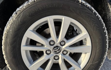 Toyota Camry, 2018 год, 2 400 000 рублей, 22 фотография