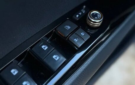 Toyota Camry, 2018 год, 2 400 000 рублей, 18 фотография