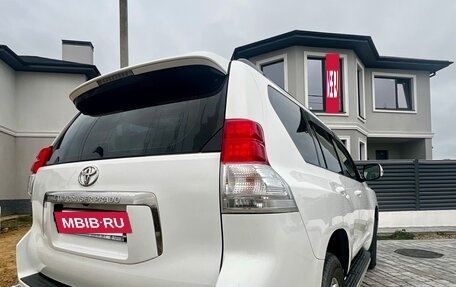 Toyota Land Cruiser Prado 150 рестайлинг 2, 2011 год, 2 890 000 рублей, 6 фотография