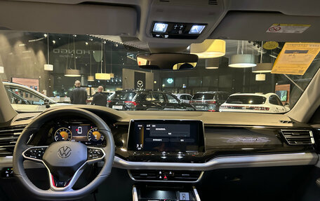 Volkswagen Teramont I, 2025 год, 5 690 000 рублей, 28 фотография