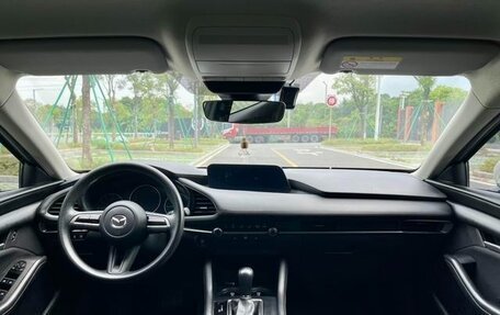 Mazda 3, 2022 год, 1 750 000 рублей, 7 фотография