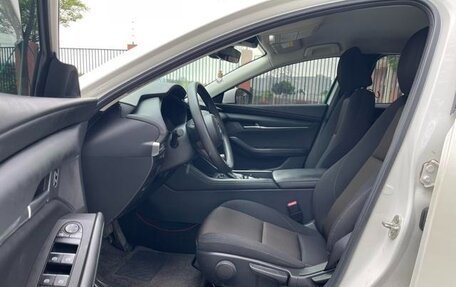 Mazda 3, 2022 год, 1 750 000 рублей, 6 фотография