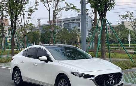 Mazda 3, 2022 год, 1 750 000 рублей, 3 фотография