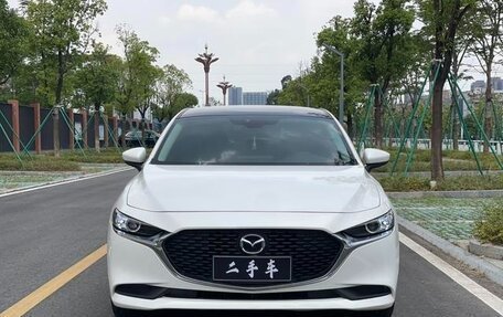 Mazda 3, 2022 год, 1 750 000 рублей, 2 фотография