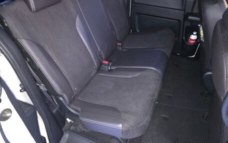 Honda Freed I, 2015 год, 1 370 000 рублей, 7 фотография