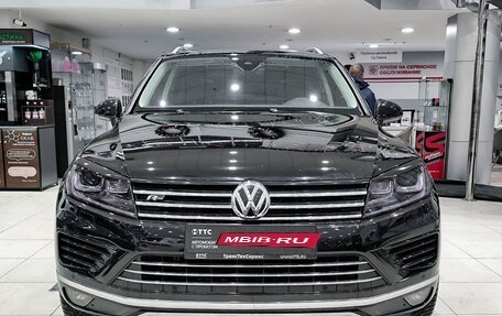 Volkswagen Touareg III, 2016 год, 2 950 000 рублей, 2 фотография