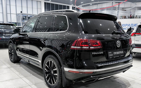 Volkswagen Touareg III, 2016 год, 2 950 000 рублей, 8 фотография