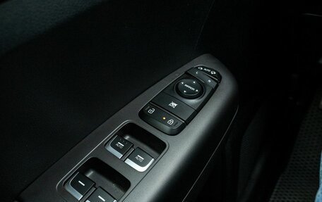 KIA Sportage IV рестайлинг, 2019 год, 2 399 000 рублей, 13 фотография