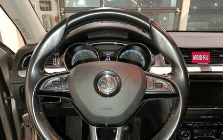 Skoda Superb III рестайлинг, 2014 год, 1 450 000 рублей, 10 фотография