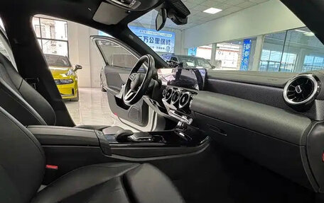 Mercedes-Benz A-Класс, 2022 год, 1 870 000 рублей, 15 фотография