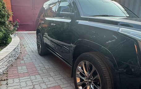 Cadillac Escalade IV, 2019 год, 7 790 000 рублей, 2 фотография