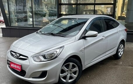 Hyundai Solaris II рестайлинг, 2011 год, 639 000 рублей, 1 фотография